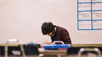 Calon mahasiswa baru wajib memperhatikan hal ini jika ingin lolos SNBP 2024. Inilah 7 Indikator yang jadi penilaian SNBP 2024.