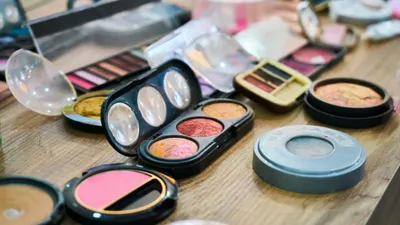 Ilustrasi produk kecantikan