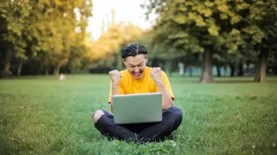 3 Tanda Kamu Seorang Pekerja Keras, Salah Satunya Menghargai Waktu (Pexels.com/Andrea Piacquadio)