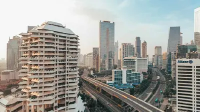 DKI Jakarta | Salah satu tolak ukur tingkat kemakmuran suatu wilayah bisa dilihat dari nilai produk domestik regional (PDRB) per kapita.