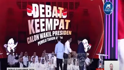 Sempat Diisukan Tak Akur Setelah Debat Capres Kedua, Anies Baswedan dan Prabowo Subianto Terlihat Saling Bersalaman