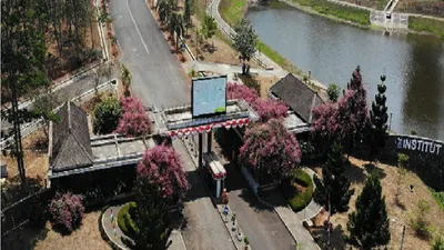 Institut Teknologi Bandung (ITB)