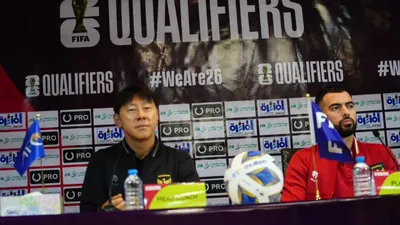 Pelatih Timnas Indonesia, Shin Tae-yong memiliki beberapa pemain keturunan yang diharapkan untuk dapat dinaturalisasikan agar dapat membela Timnas Indonesia.