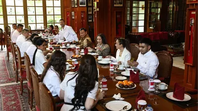 Bertemu dengan Para Artis dan Content Creator Muda, Prabowo Subianto: Makan Siang Saya Hari Ini Terasa Spesial