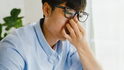 7 Fakta dan Mitos Tentang Mata dari Sisi Kesehatan yang Wajib Diketahui! 