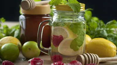 5 Manfaat Infused Water Bagi Kesehatan Tubuh, Ternyata Bisa Menurunkan Berat Badan loh