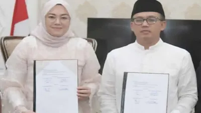 Suami baru Anne Ratna Mustika, Iskandar