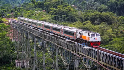 PT KAI Siapkan Kereta Api Tambahan Libur Nataru 2023, Intip Jadwalnya di Sini