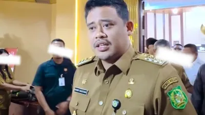 Bobby Nasution beri klarifikasi soal jalan licin.