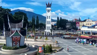 Kota Bukittinggi, Sumatera Barat | Ternyata, menurut wisatawang asing, kota yang paling indah bukanlah Denpasar yang ada di Bali atau Yogyakarta.