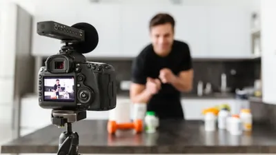 Jika kamu ingin meningkatkan skill atau ingin menjadi YouTuber dengan dukungan pendidikan, maka berikut 4 jurusan kuliah yang dapat dipilih.