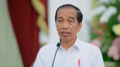 Presiden Republik Indonesia Joko Widodo (Jokowi) ikut menanggapi soal debat cawapres 2024 yang akan berlangsung malam ini, Jumat, 22 Desember 2023.
