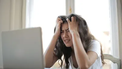 Waspadai 7 Tanda Ini yang Menunjukkan Kamu Butuh Healing karena Stres Berlebihan
