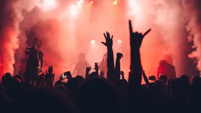 Ilustrasi konser musik metal (pexels)