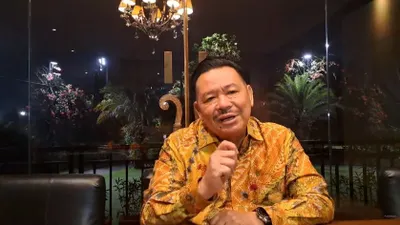 Otto Hasibuan Membongkar Percakapan yang Menyebut Hani Sebagai Pelaku Pembunuhan Mirna, Bukan Jessica Wongso yang Mengajak Reuni di Kafe Olivier (YouTube Intens Investigasi)