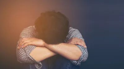 5 Kebiasaan yang Bisa Menghancurkan Mental Diri Sendiri, Menyenangkan Semua Orang Jadi Salah Satunya