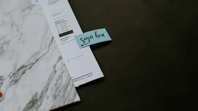 Mengungkap Sifat Seseorang Lewat Bentuk Coretan Tanda Tangan, Kamu yang Mana?