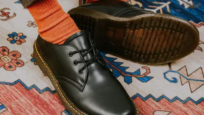 Sepatu Brand Lokal Model Docmart