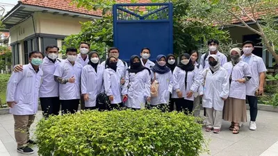 Mahasiswa Fakultas Kedokteran Unair