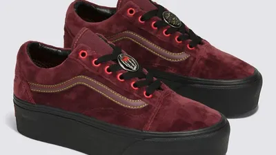 Ini rekomendasi sepatu sneakers brand Vans untuk wanita yang bikin kamu tampil kasual