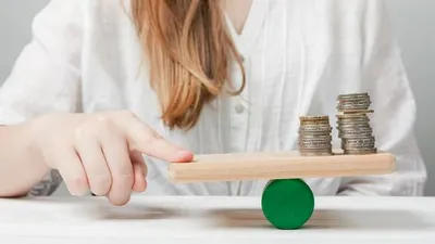 Tips Kelola Keuangan ala Gaya Hidup Frugal Living, Gunakan Trik 70:20:10 (Freepik)