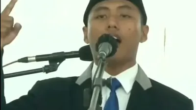 Pasca Cara Salat Dikritik, Gaya Nyeleneh Adzan Ponpes Al Zaytun Tuai Kontroversi, Warganet Desak MUI!