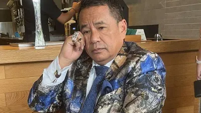 Hotman Paris Kuasa Hukum Teddy Minahasa