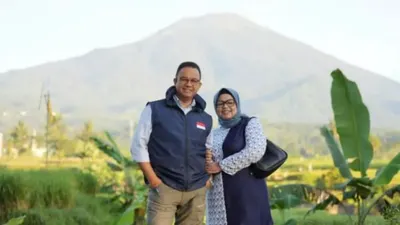 Anies Baswedan dan istri, Fery Farhati