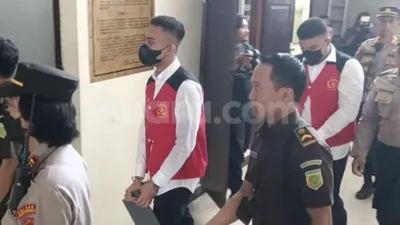 Restitusi dibebankan kepada Mario Dandy tatkala dirinya diperiksa sebagai saksi dalam sidang penganiayaan berat terhadap David Ozora.