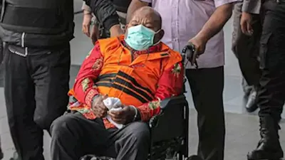 Lukas Enembe Dilarikan ke RSPAD, Kabarnya Drop dan Buang Air Besar saat Diperiksa Penyidik KPK