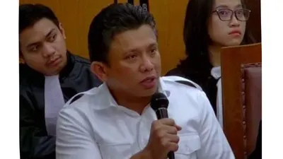 Ferdy Sambo Cabut Gugatan pada Presiden Jokowi dan Kapolri, Warganet Ramai Mencibir hingga Disebut Labil