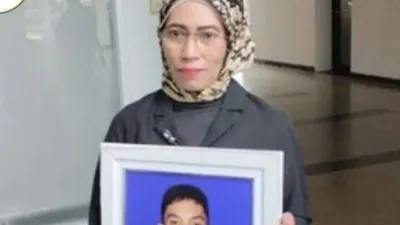 Rintihan Ibunda Hasya Athalla Cari Keadilan agar status tersangka anaknya yang sudah tewas dicabut
