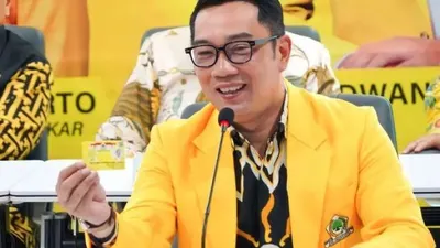 Ridwan kamil memutuskan bergabung Partai Golkar.