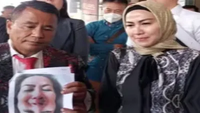 Hotman Paris Ungkap Alasan Venna Melinda Gugat Cerai Ferry Irawan