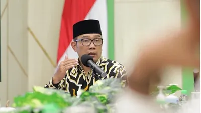Ridwan Kamil Sebut Nama Aura Kasih di Pelantikan Keanggotaan Baru Partai Golkar, Ada Apa dengan Mereka?