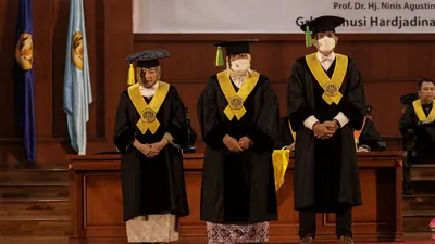 Unpad Kukuhkan 3 Guru Besar Ilmu Komunikasi