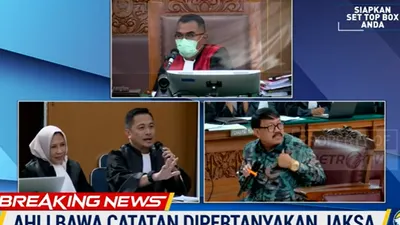 Saksi Ahli Kubu Ferdy Sambo ketauan bawa contekan, ternyata begini isinya