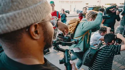 Ilustrasi, AJI dan LBH Pers menyoroti dan mengecam peristiwa viral mengenai adanya seorang anggota Polisi yang menyamar menjadi wartawan TV.