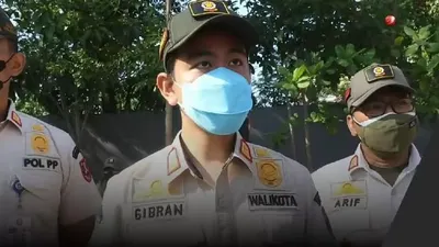 Pedas! Gibran Rakabuming Sentil Kapolri Soal Penyerangan Bus Persis hingga Singgung Tragedi Kanjuruhan