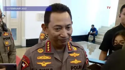 Sambil Tersenyum, Kapolri Jenderal Listyo Sigit Bicarakan Soal Peluang Richard Eliezer Kembali ke Polri