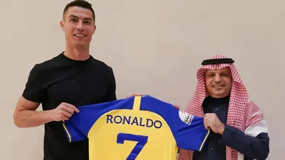 Bukan Main! Cristiano Ronaldo Resmi Gabung Al-Nassr, Gajinya Sungguh Bikin Tercengang