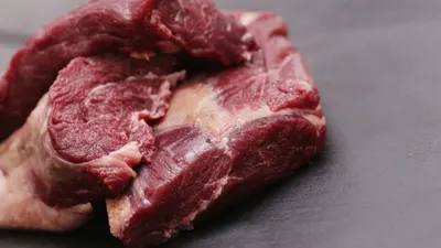3 Cara Mudah Buat Daging Kurban Empuk Tanpa Presto, Cukup Tiga Bahan Ini