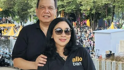 Potret Chairul Tanjung bersama sang istri, Anita