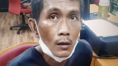 Iwan Sumarno, penculik Malika Anastasya saat diperiksa polisi