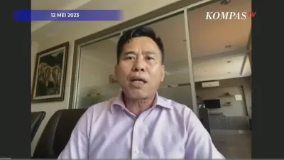 Ketua RT di Pluit, Riang Prasetya