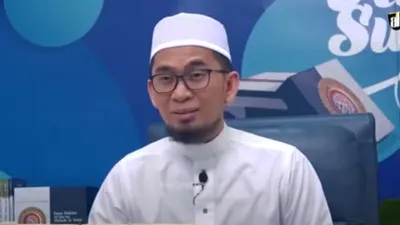 Ternyata ini Ciri-ciri Orang yang Berhasil Mendapatkan Malam Lailatul Qadar kata Ustaz Adi Hidayat