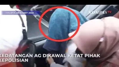 Penampakan AG Saat Tiba di PN Jaksel untuk Menjalani Sidang Perdana Pertama Terkait Penganiayaan David Ozora