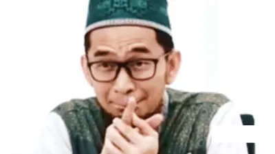 Ustaz Adi Hidayat