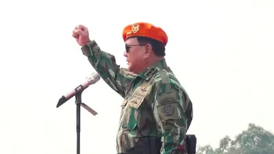 Menteri Pertahanan Indonesia, Prabowo Subiantodiangkat menjadi warga kehormatan Komando Pasukan Gerak Cepat (Kopasgat) TNI Angkatan Udara (AU).