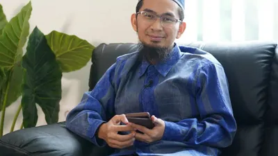 Belum Tentu Cinta Allah SWT Datang saat Harta Berlimpah, Ustaz Adi Hidayat Sebut Hal Ini..